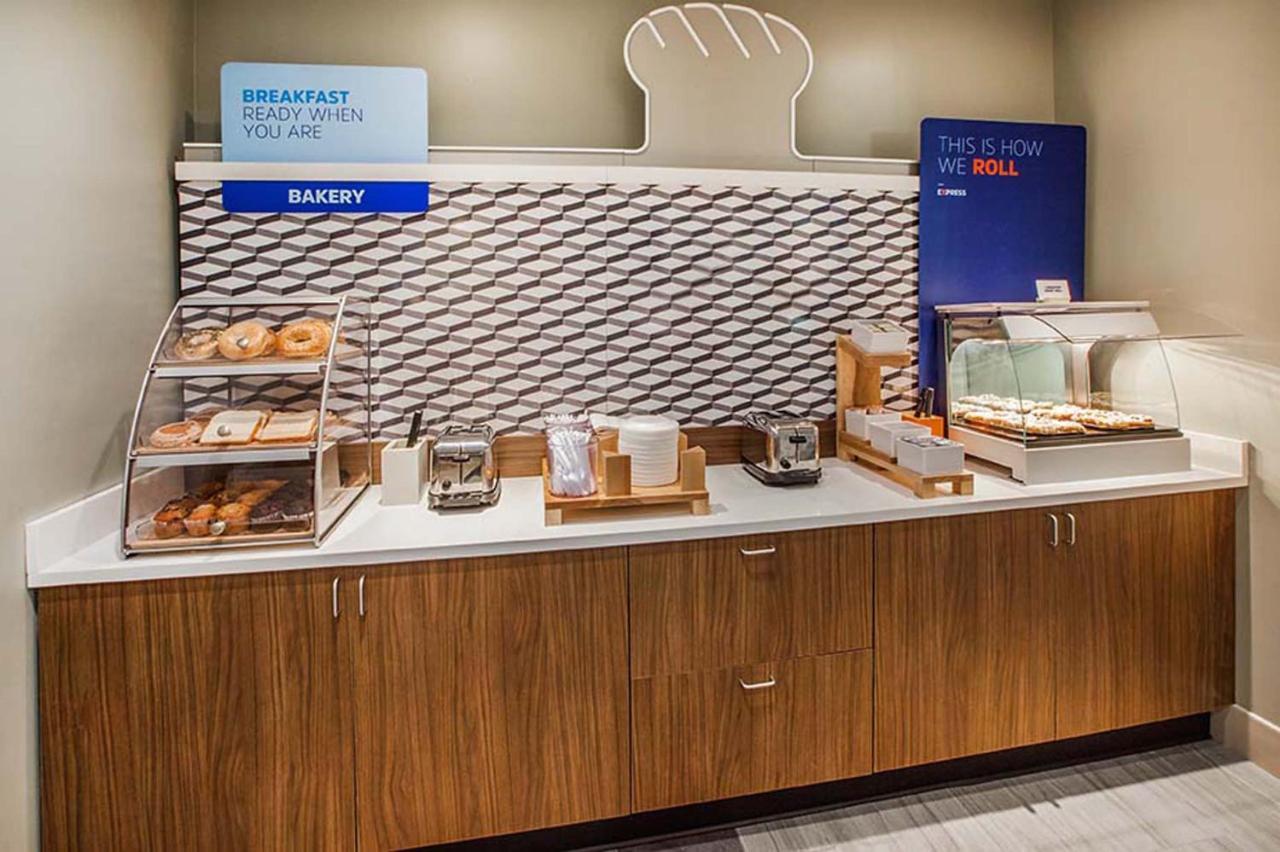 Holiday Inn Express Hotel & Suites Montgomery Boyd-Cooper Parkway By Ihg Exteriér fotografie